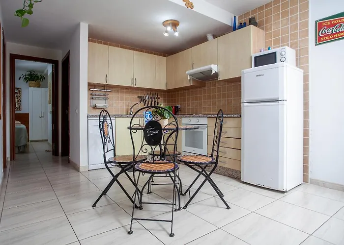 Valentina House Large In El